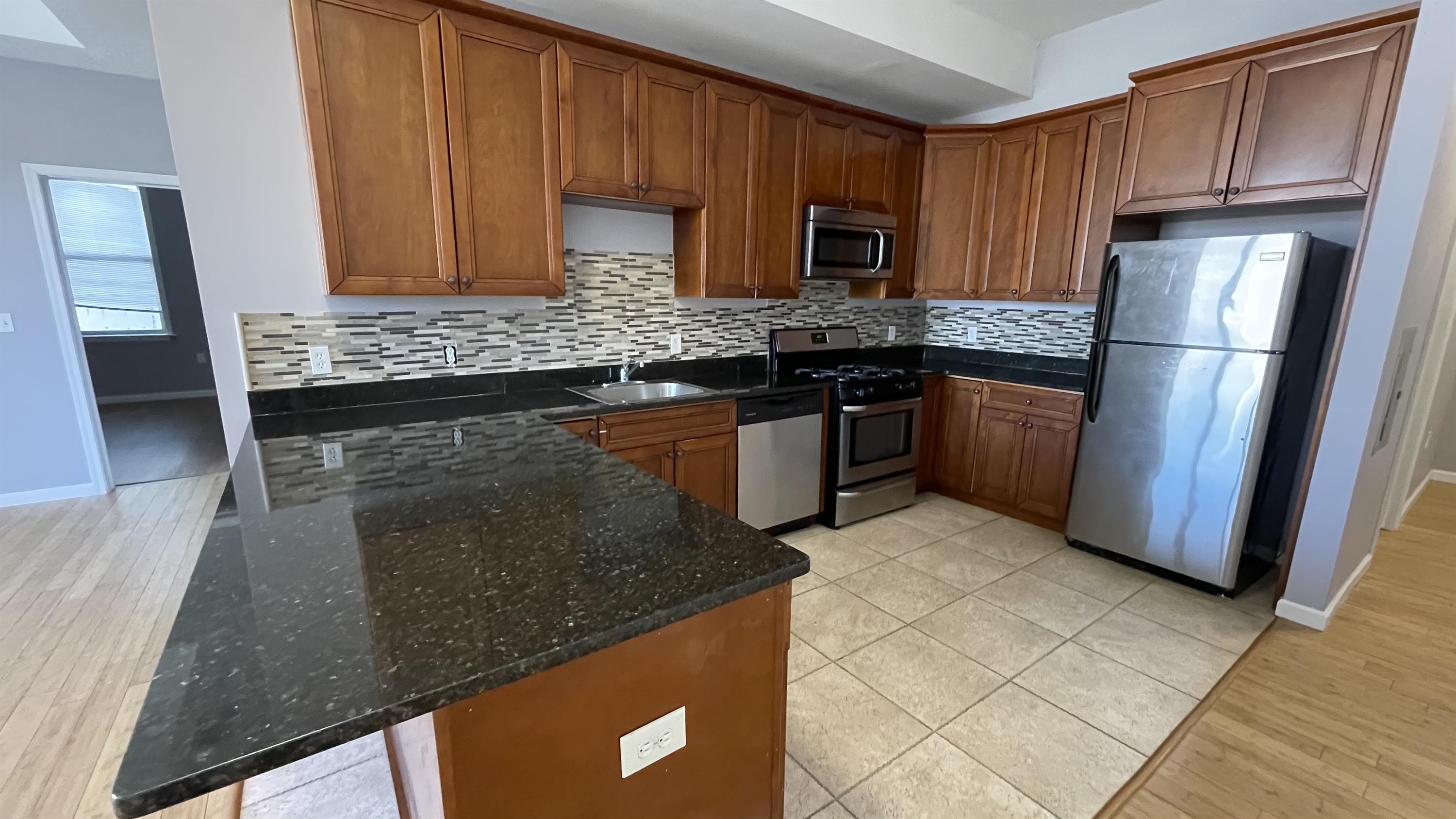 5005 Palisade Avenue - Unit 207